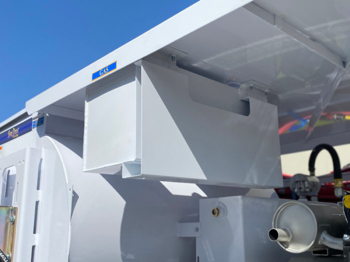 High capacity fuel tank