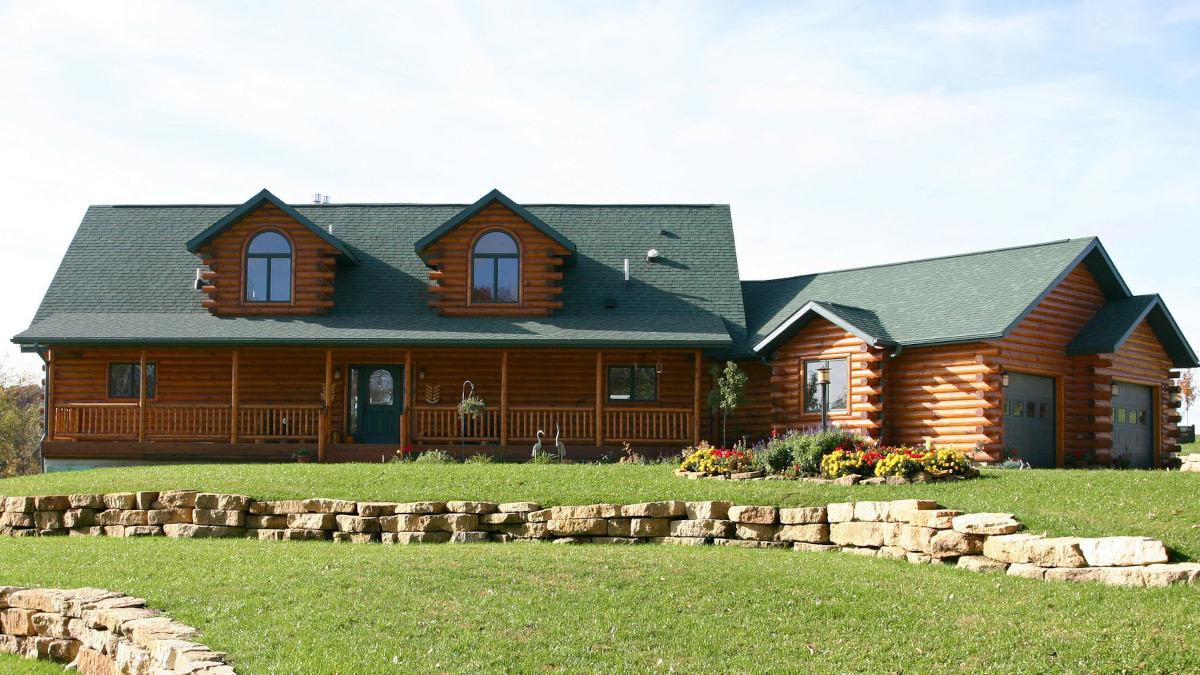 Log home